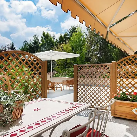 Apartment Olea Dei Holiday San Felice del Benaco